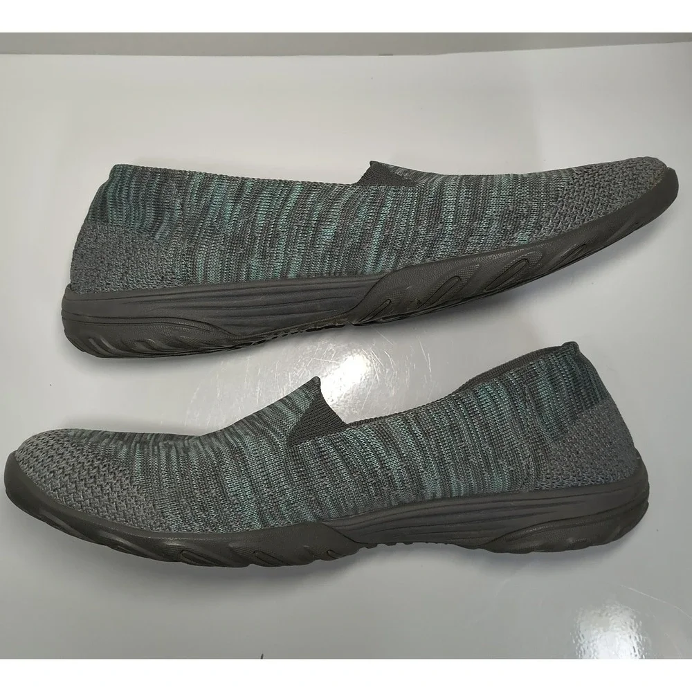 Skechers Womens 9.5 Empress Classic Fit Slip On Sneakers Walking Shoes Gray Teal